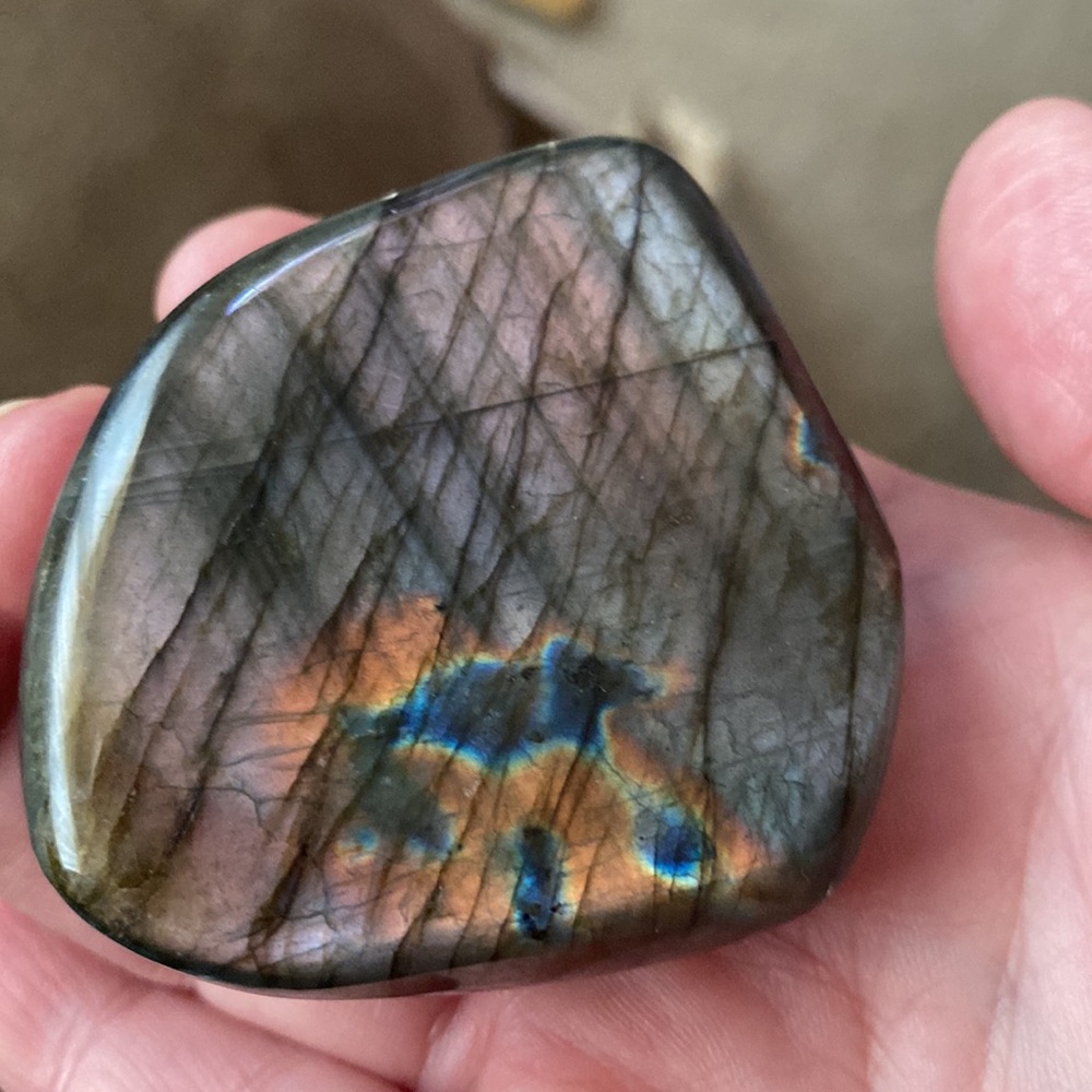 FLASHY LAB. 2” X 2” X 1.25 base. Gorgeous - Picture 9 of 17